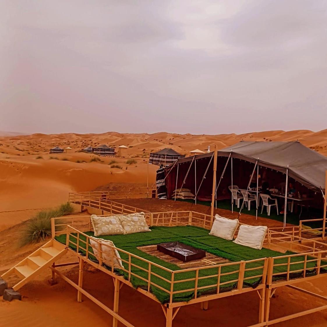 Sunrise Desert Local Private Camp Badīyah
