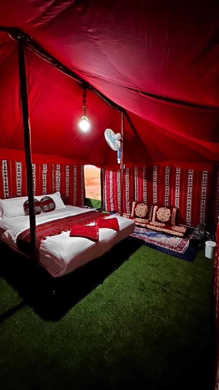 Sunrise Desert Local Private Camp Tente de luxe *